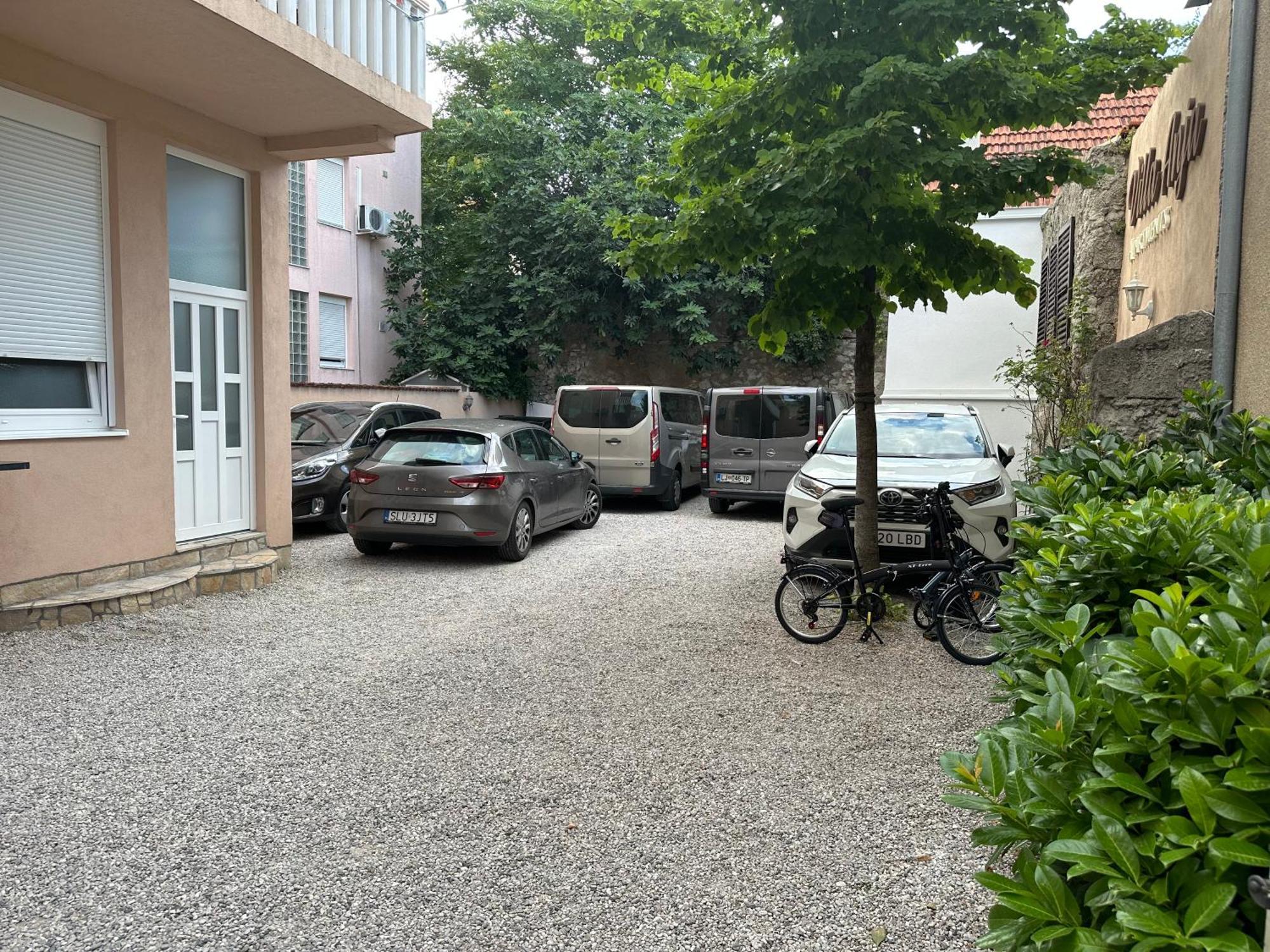 Villa Anja Apartments 莫斯塔尔 外观 照片
